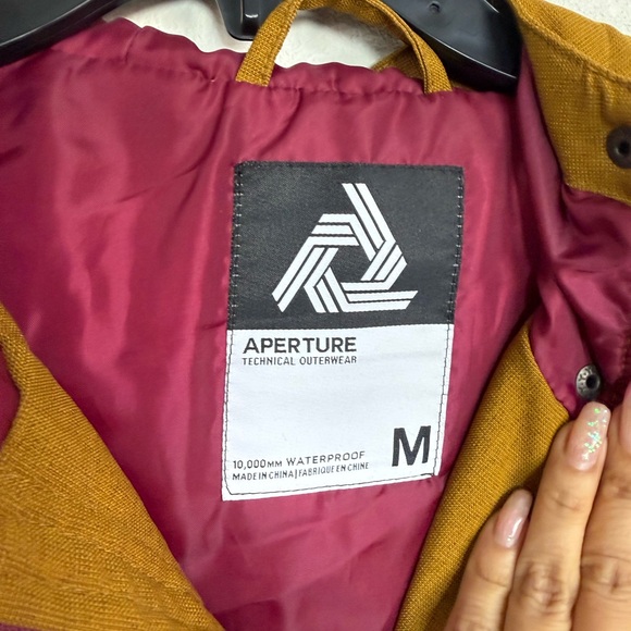 Aperture 10K Waterproof Snowboard Ski Jacket Size M Unisex Winter Coat - Picture 6 of 10